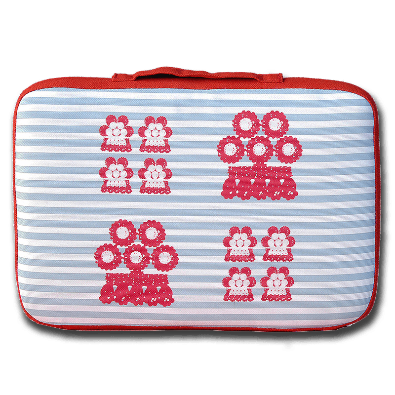 tienda Belinda Carasucia diseño taurino comercio electrónico almohadillas almohadilla alamares pequeños rojos fondo rayas azules AL013